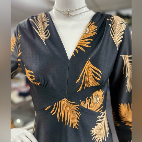 Vintage Maxi Dress Peacock Feather 70’s Print, Easy to Wear in PERFECT Condition - Picture 8 of 12
